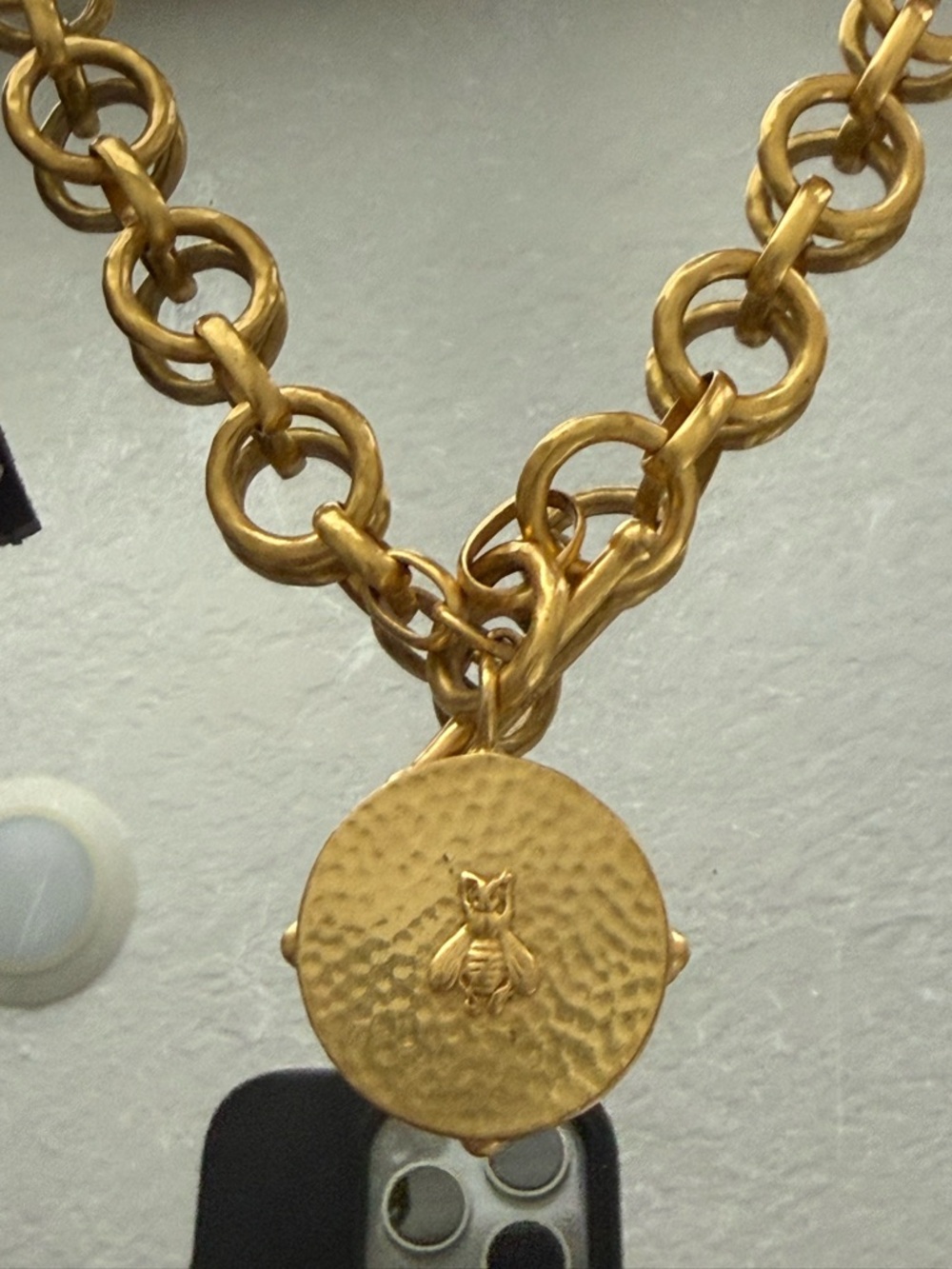 Julie Vos Gold-Tone Link Necklace with Mother-of-Pearl Disc - Picture 6 of 9